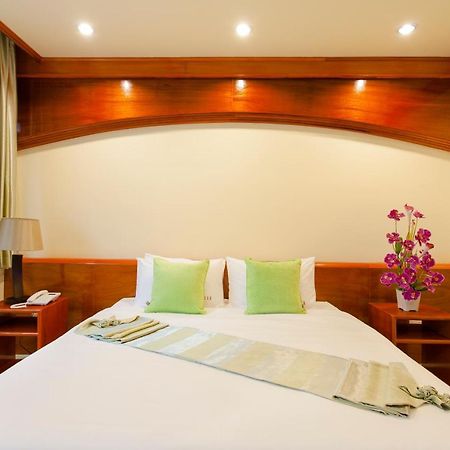 Id Residences Phuket Exteriör bild